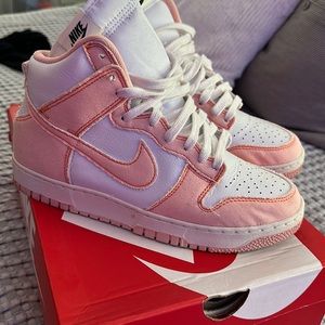 Nike Women’s Dunk Hi 1985 Arctic Orange Sz 9.5
